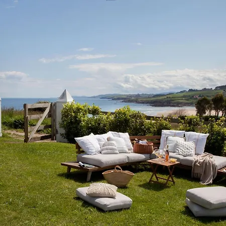 Wishome-Villa Con Piscina Y Acceso Privado A La Playa De Oyambre, Comillas Villa