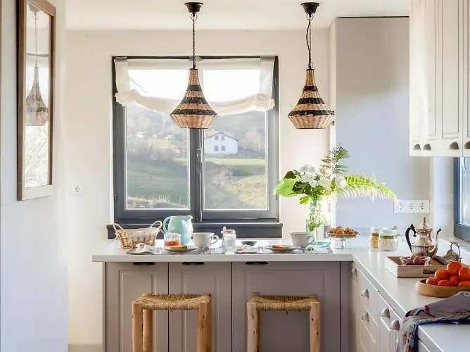 Wishome-Villa con piscina en la orilla del mar con servicios de hotel