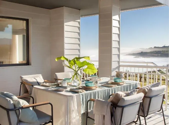 Villa Wishome-Villa con piscina en la orilla del mar con servicios de hotel San Vicente De La Barquera