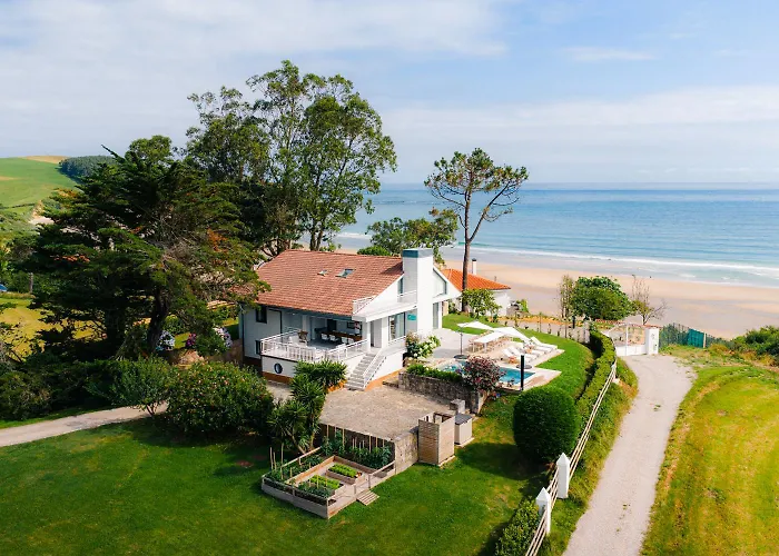 Villa Wishome-Preciosa Villa En La Orilla Del Mar, Comillas *