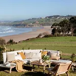 Wishome-villa Con Acceso Privado A La Playa De Oyambre, Con Piscina, Comillas Villa