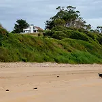 Wishome-villa Con Acceso Privado A La Playa De Oyambre, Con Piscina, Comillas Villa